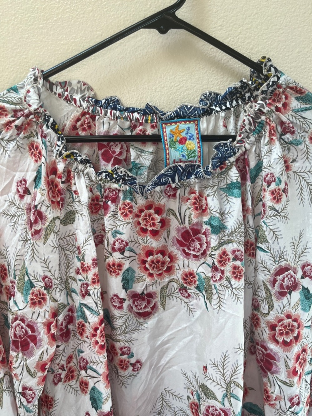 Johnny Was White Floral Peasant Tunic with Rose Print SILK S pockets